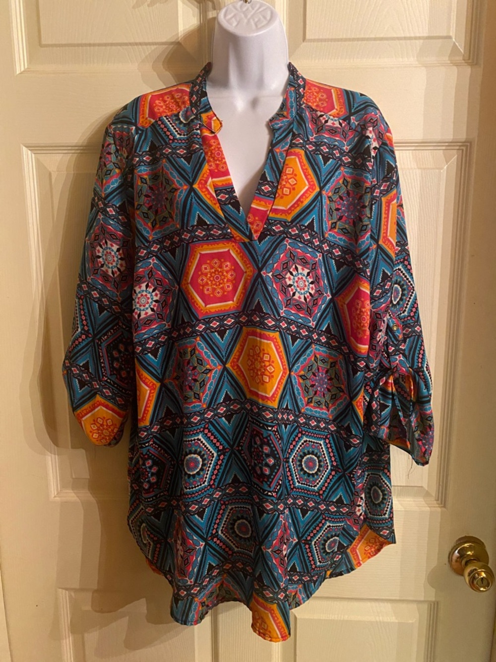 Cato Multicolor Geometric V-Neck Tunic in Teal, Orange, Pink